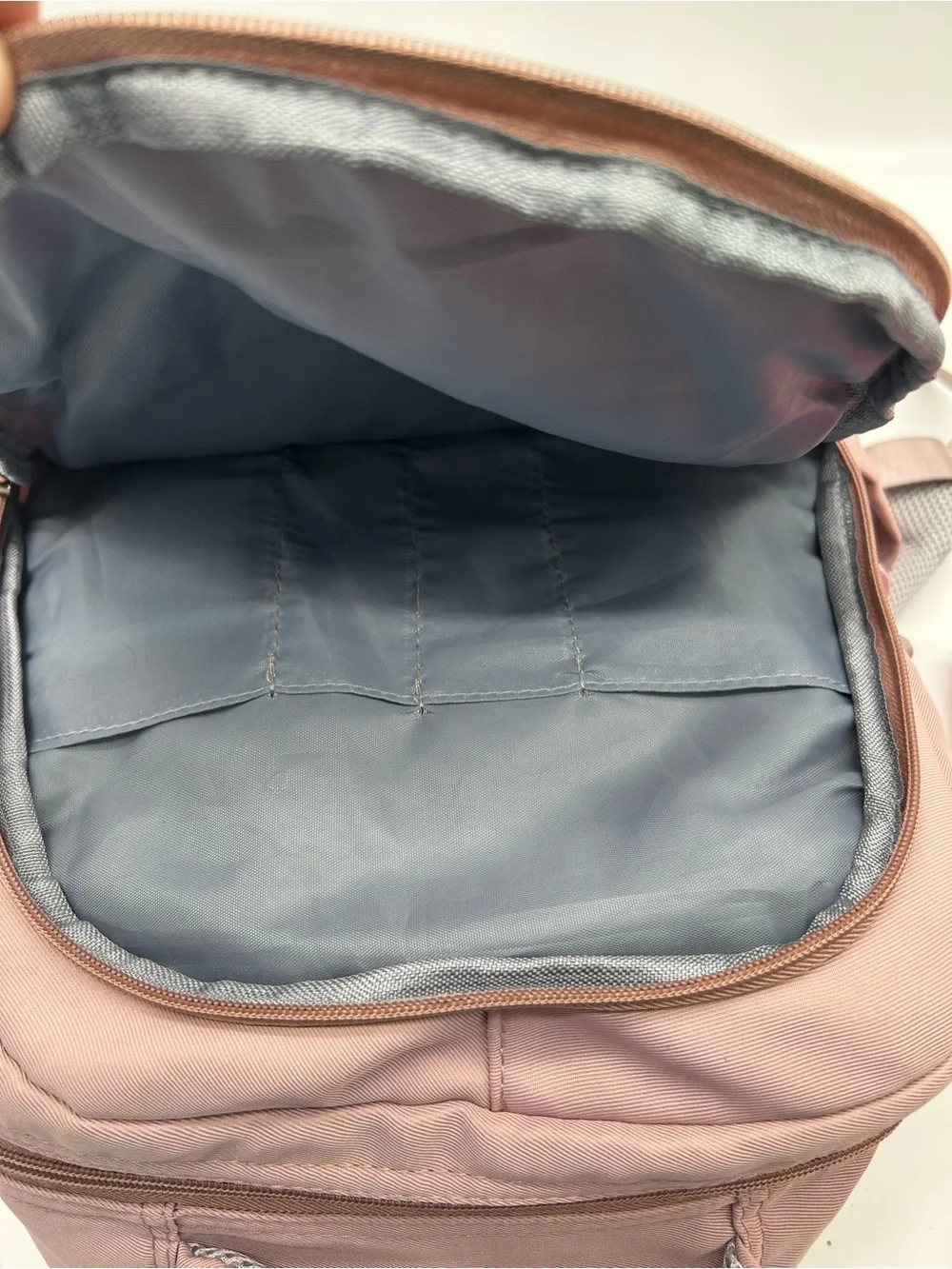 DOUDOUXIANG Dusty Pink Multi Pocket Backpack